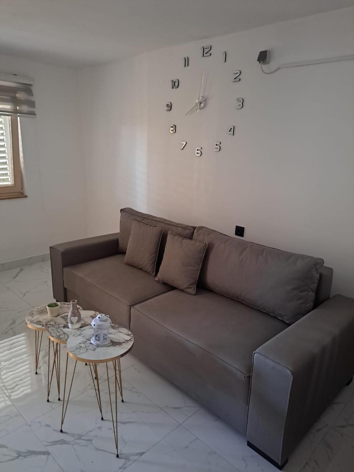 Apartmani Ana Tribalj Exterior foto