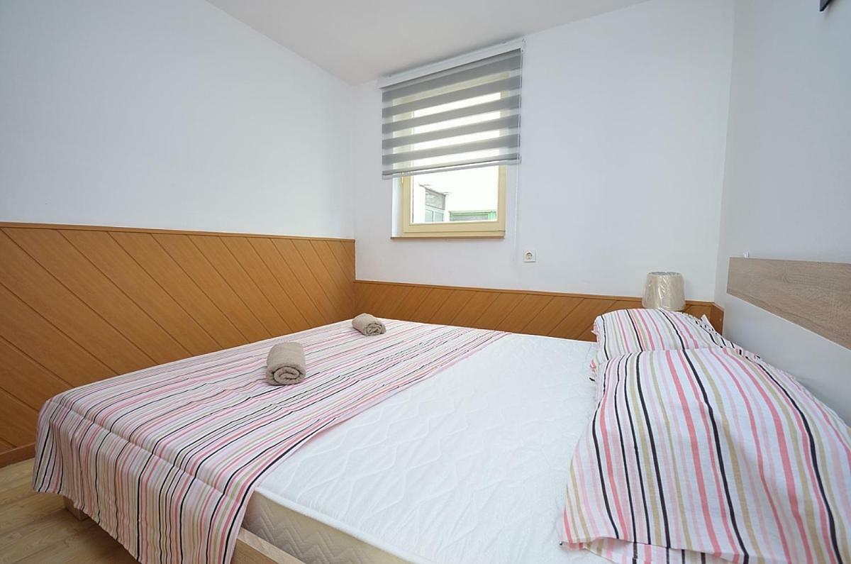 Apartmani Ana Tribalj Exterior foto