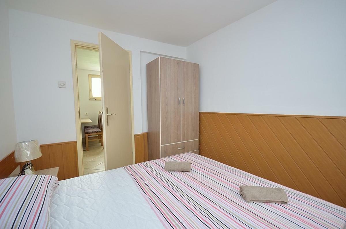 Apartmani Ana Tribalj Exterior foto
